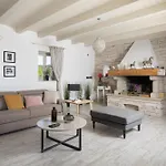 Heritage Lilly Villa *