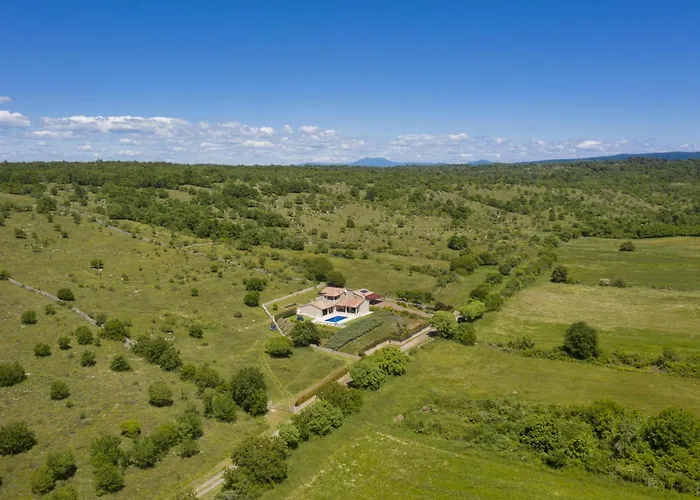 Heritage Lilly Villa *