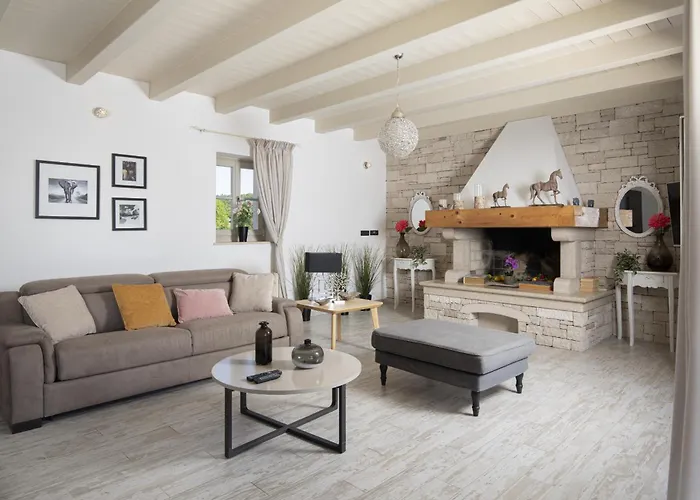 Heritage Lilly Villa *